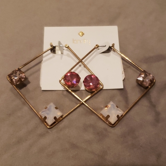 10 damaged jewelry items. - Picture 10 of 16